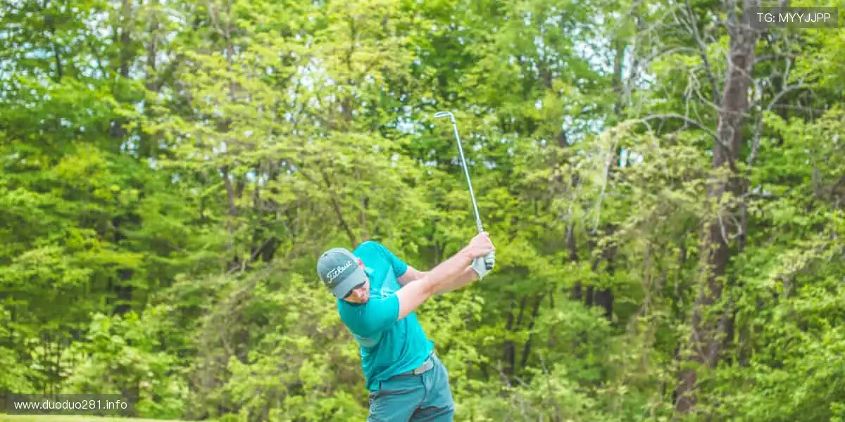 巅峰对决，谁主沉浮？🔥⚽️🏀